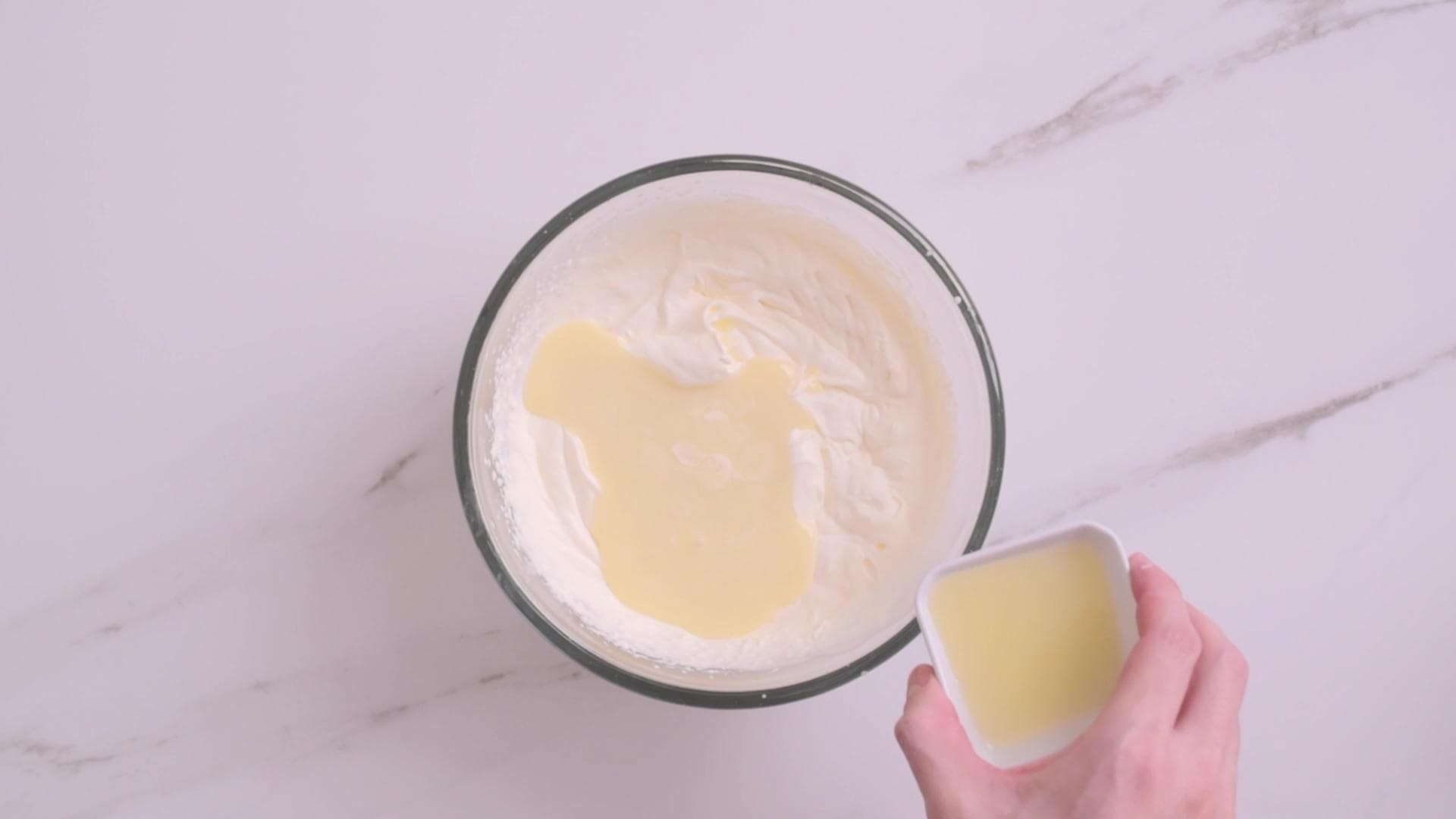 Mousse de Limon Casero Facil — paso 1