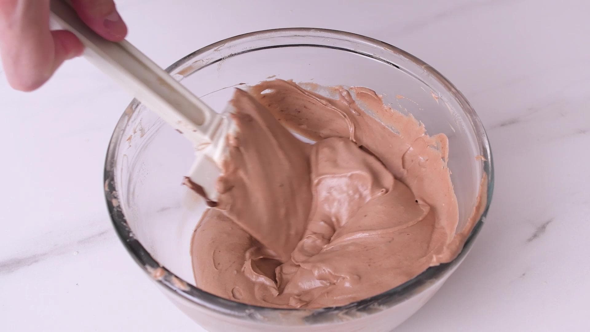 Mousse de Nutella — paso 1