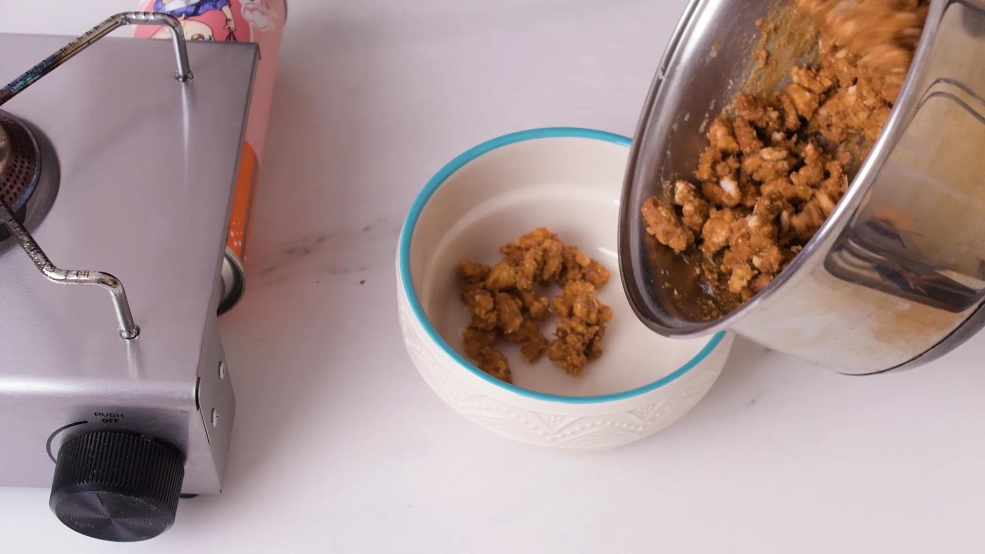 Nueces Caramelizadas — paso 3