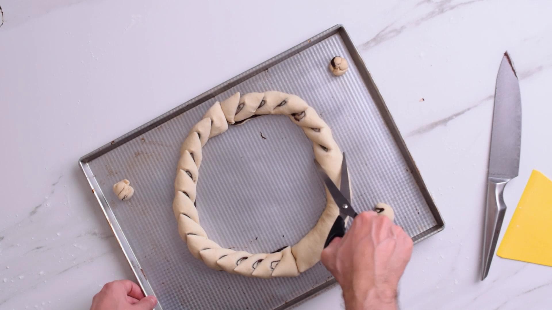 Chocolate Twist Ring — step 9