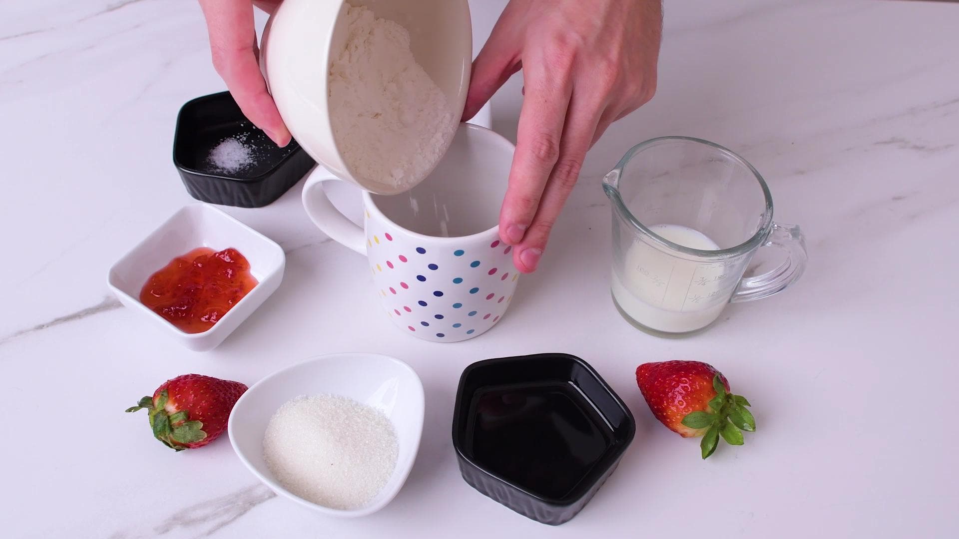 Strawberry Mug Cake — step 0
